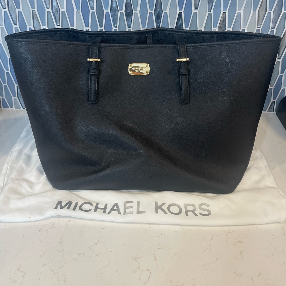 Michael Kors Black Shoulder Bag